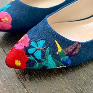 Navy color cute flats